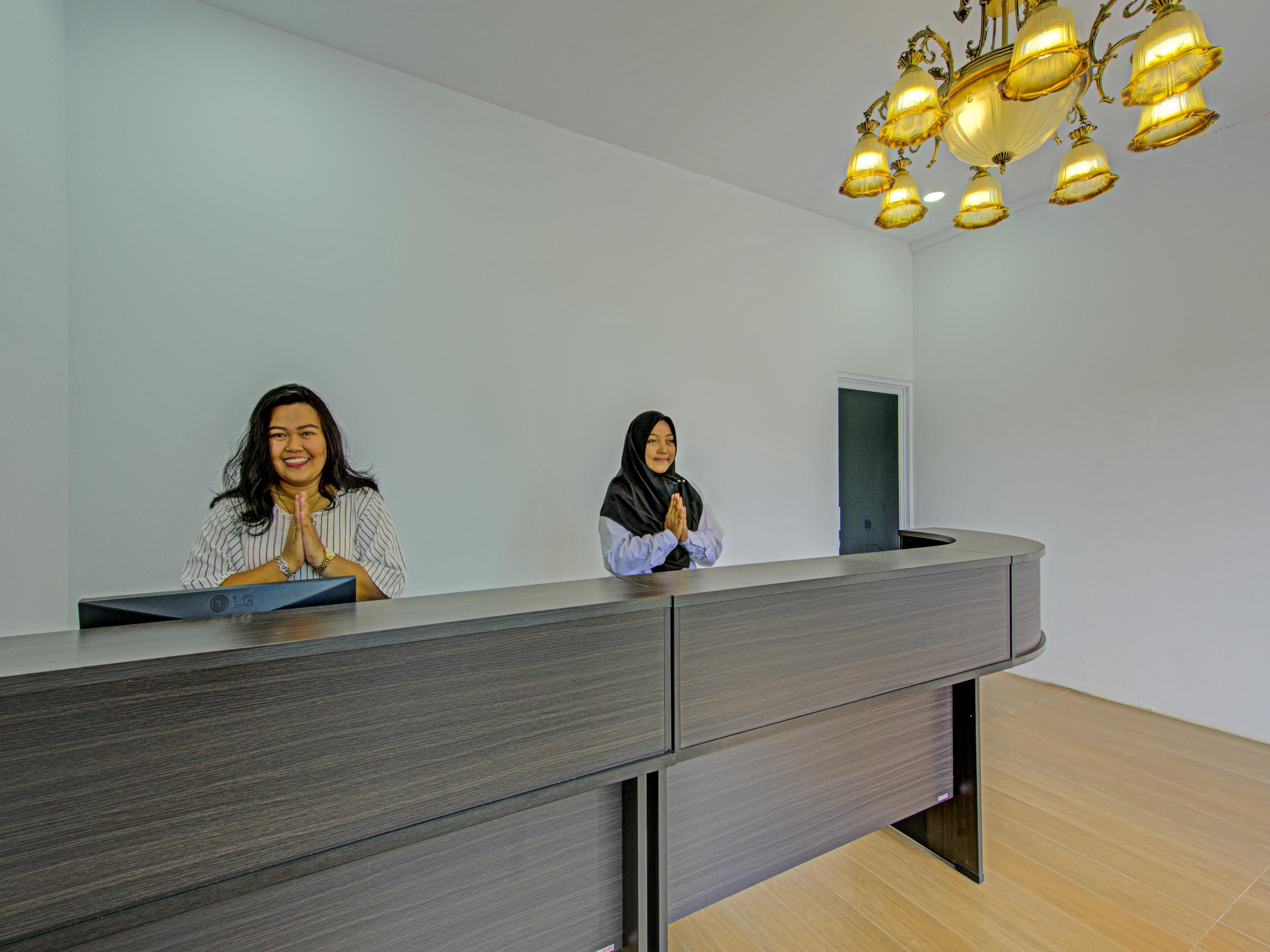 Oyo 3841 Wisma 25 Cilacap Dış mekan fotoğraf